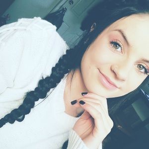 Meet your Posher, Madison